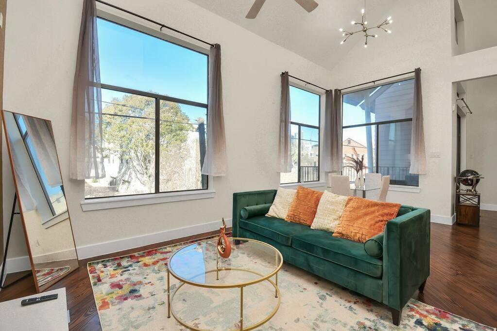 3Br/3.5Ba Three Story East Downtown Townhouse With View Vila Houston Exterior foto