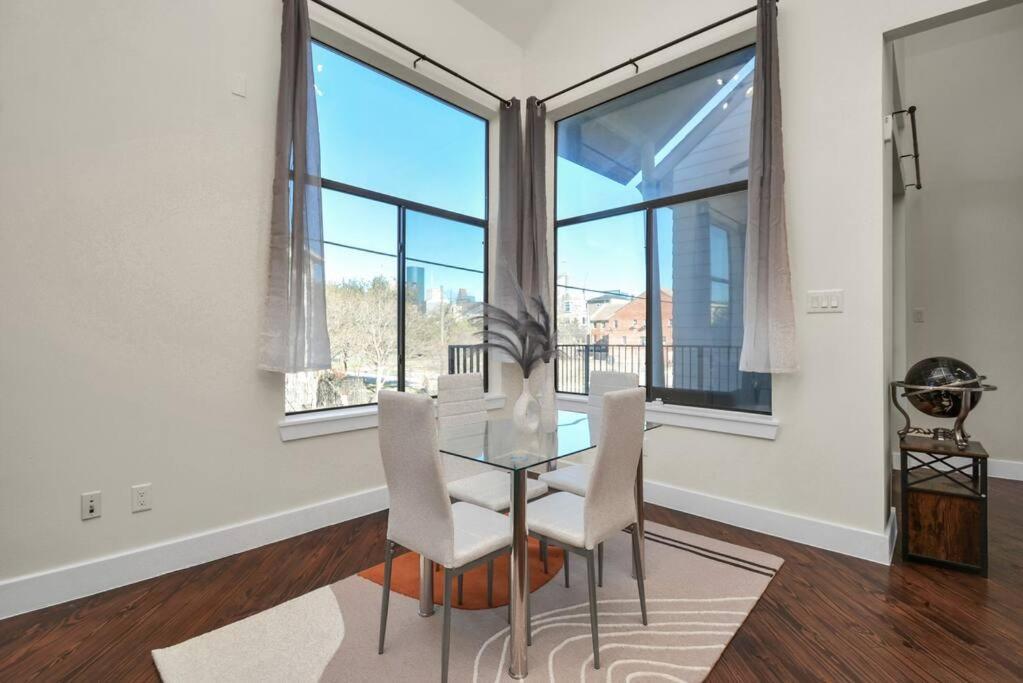 3Br/3.5Ba Three Story East Downtown Townhouse With View Vila Houston Exterior foto